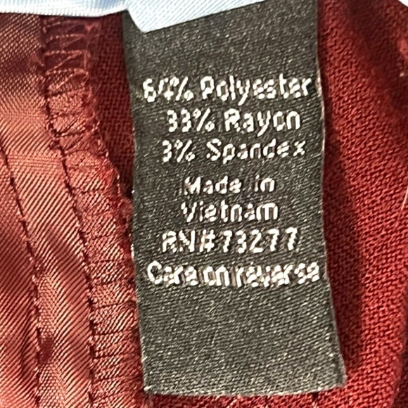 Apt. 9 Modern Fit Wine Color Pants - Size 8 - Picture 5 of 10